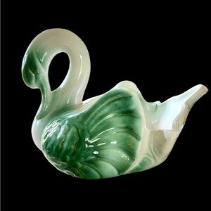 Vtg MCM 1950s Hull Pottery Coronet Swan Planter Green & White #213